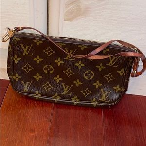 2001 Louis Vuitton Handbag